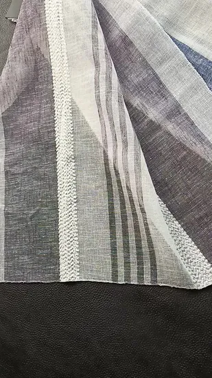 Fil à rayures pour textile d'intérieur